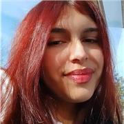 Profesor de matemáticas que imparte clases a jóvenes que cursen hasta 4° de la ESO